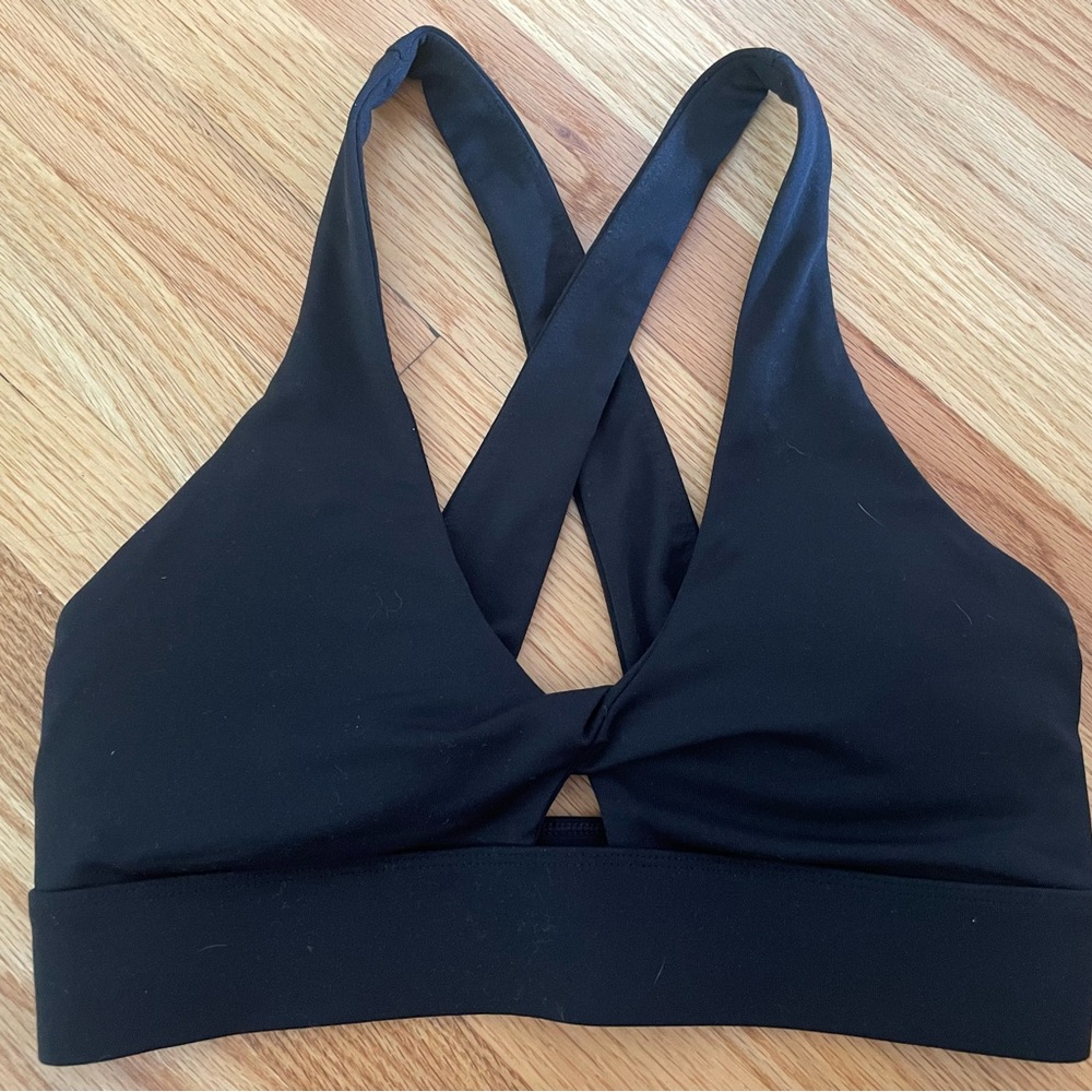 Fabletics Black Cross-Back Sports Bra